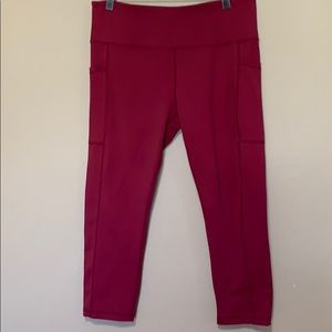 CVG Sangria Capris Size Large